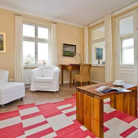 App 9 Apartment *